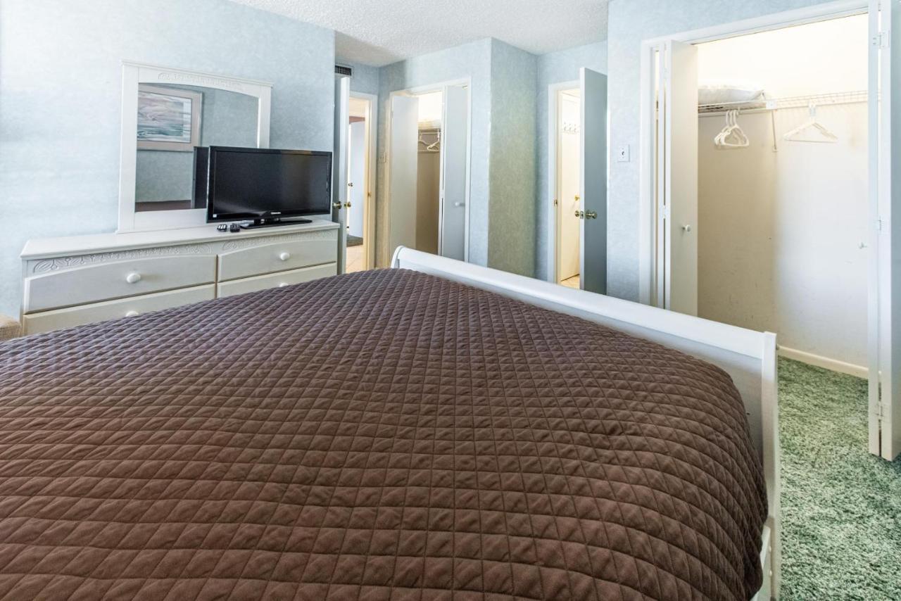 Apartment Windward 106 At Edgewater *
