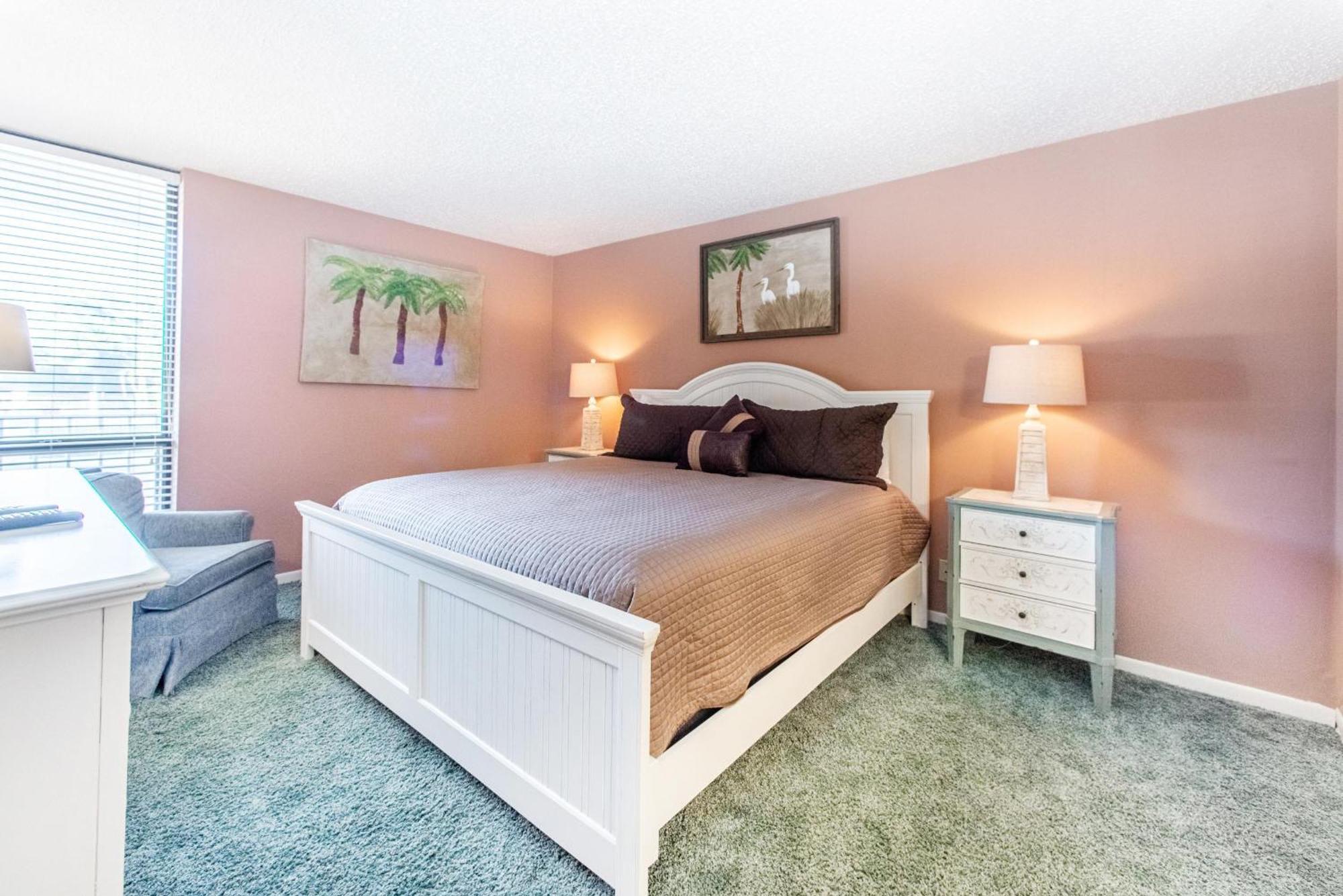 Windward 106 At Edgewater