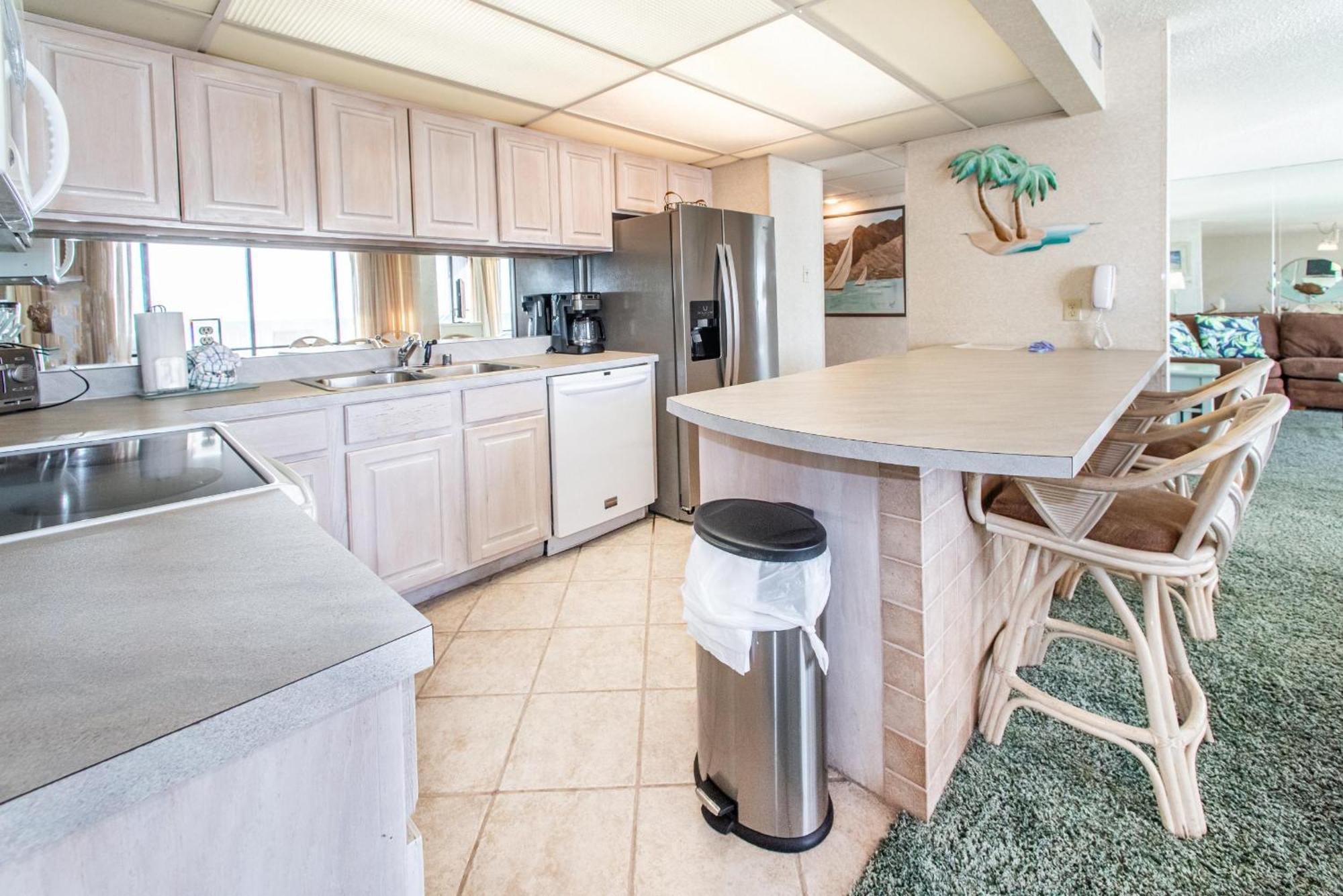 Apartment Windward 106 At Edgewater *
